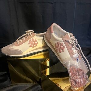 Tory Burch Good Luck Trainer Sneakers in Blush and Cream size 8.5 NEW